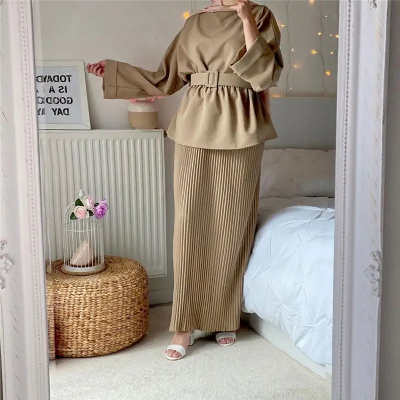 2021 Modest Casual Islamic Clothes Fashionable Women Lined Skirts+Tops 2pcs Set Islamic Clothes, 7colors
2021 Modest Casual Islamic Clothes Fashionable Women Lined Skirts+Tops 2pcs Set Islamic Clothes, 7colors