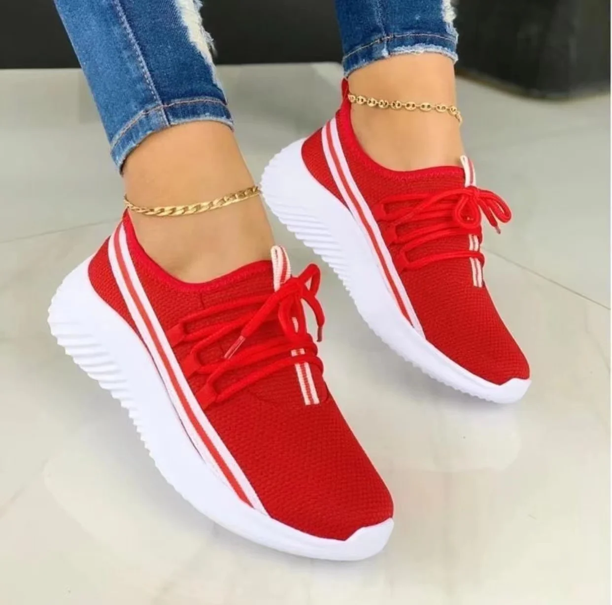 Women Casual Shoes Fashion Breathable Walking Mesh Flat Shoes Woman White Sneakers Women 2022 Tenis Feminino Female Red Shoes
Women Casual Shoes Fashion Breathable Walking Mesh Flat Shoes Woman White Sneakers Women 2022 Tenis Feminino Female Red Shoes