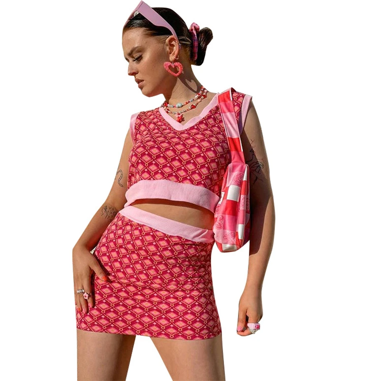 DUODUOCOLOR New style round neck sleeveless printing vest tops summer sexy woman skirt two piece set D10105
DUODUOCOLOR New style round neck sleeveless printing vest tops summer sexy woman skirt two piece set D10105