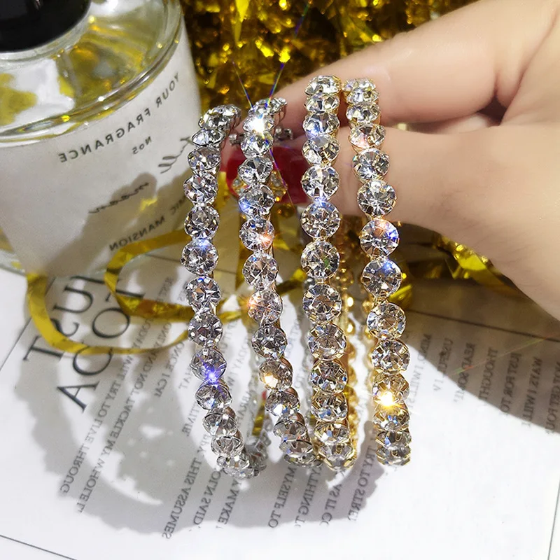 2021 New Arrival Luxury Full Crystal Rhinestone Large Circle Earrings Exaggerated Big Hoop Crystal Earrings, Silver
2021 New Arrival Luxury Full Crystal Rhinestone Large Circle Earrings Exaggerated Big Hoop Crystal Earrings, Silver