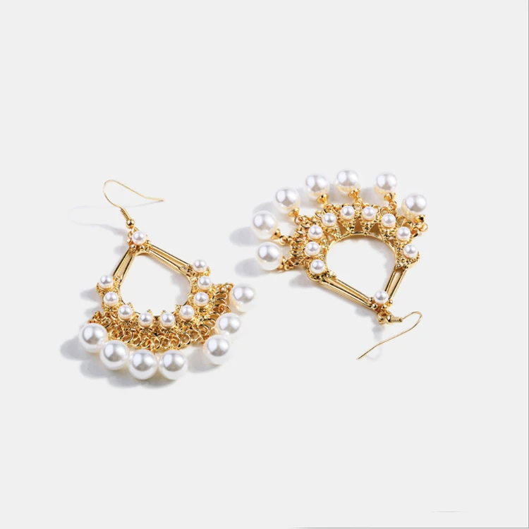 Europe And America Hot Gold Plated Geometric Trangle Earrings Pearl Tassels Bridal Pearl Earrings, Picture
Europe And America Hot Gold Plated Geometric Trangle Earrings Pearl Tassels Bridal Pearl Earrings, Picture