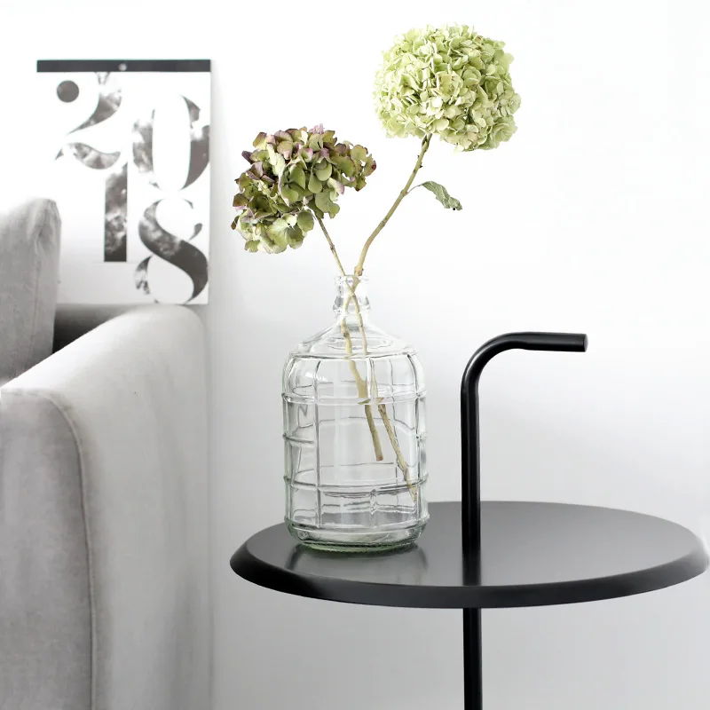 Nordic style creative large glass flower small mouth square vase simple atmosphere vase
Nordic style creative large glass flower small mouth square vase simple atmosphere vase
