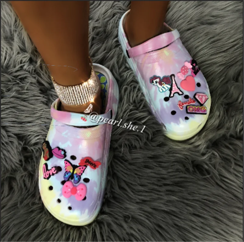 hot selling colorful garden slippers platform clogs Slides Fashion outdoor beach women's clogs
hot selling colorful garden slippers platform clogs Slides Fashion outdoor beach women's clogs