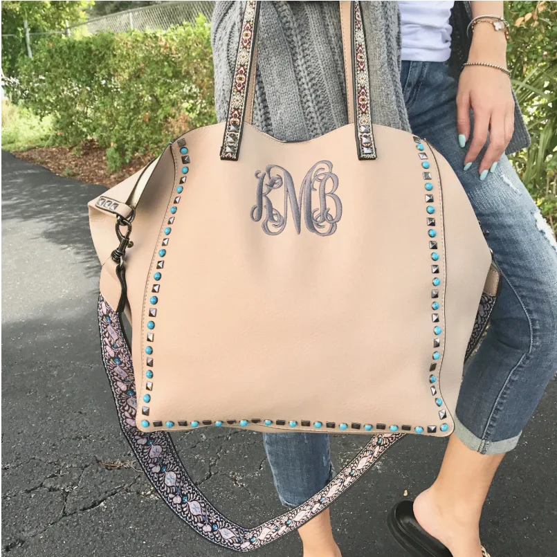 2020 Personalized Monogram Ladies Fashionable Guitar Strap Handbags Pu Leather Print Travel Tote Bag, White, blue, black, pink, brown 
2020 Personalized Monogram Ladies Fashionable Guitar Strap Handbags Pu Leather Print Travel Tote Bag, White, blue, black, pink, brown