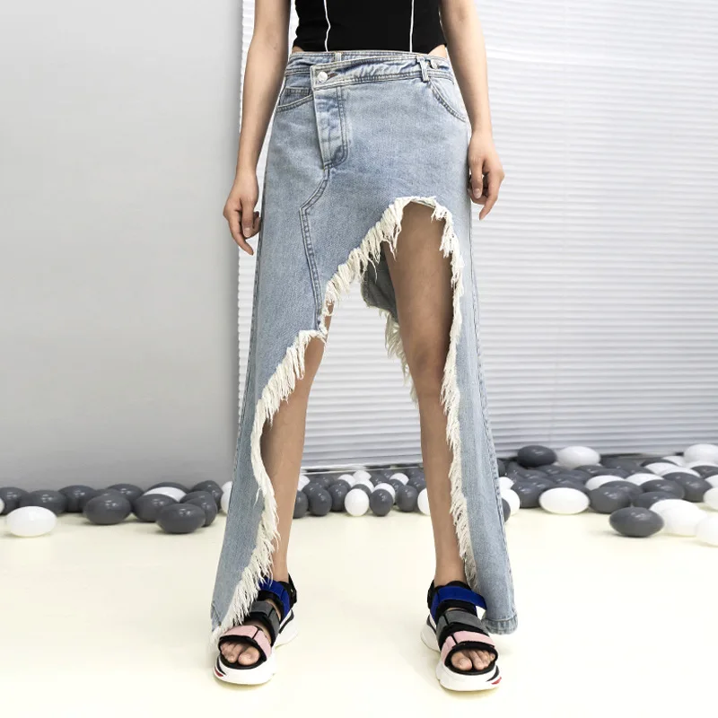2020 spring hot selling ladies fashion sexy ripped jeans personality streetwear irregular tassel washed denim skirt for women
2020 spring hot selling ladies fashion sexy ripped jeans personality streetwear irregular tassel washed denim skirt for women