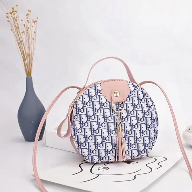 Fashion Luxury New Round Bag Designers Handbags Famous Brands Purses and women Hand bags, Black pink red orange green
Fashion Luxury New Round Bag Designers Handbags Famous Brands Purses and women Hand bags, Black pink red orange green