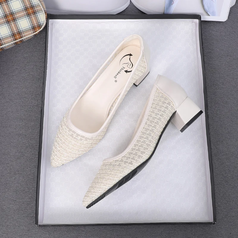 Sexy white ladies dressing shoes breathable mesh hoof heel low heel pointed toe office shoes for women 2021 new arrival
Sexy white ladies dressing shoes breathable mesh hoof heel low heel pointed toe office shoes for women 2021 new arrival