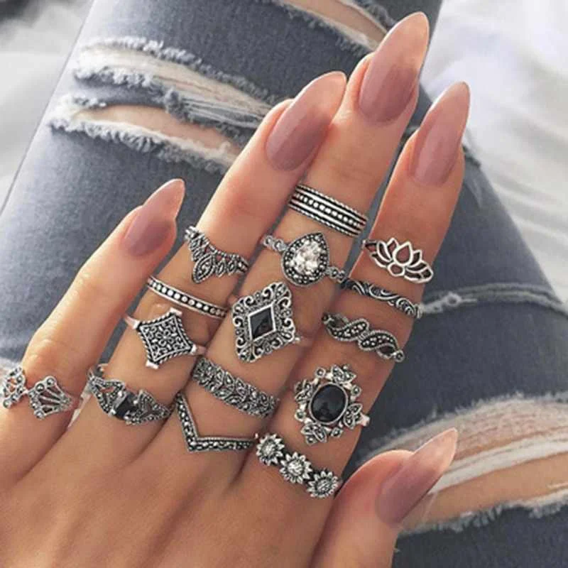 Women Crystal Finger Ring Female Bohemian Jewelry Gifts 15PCS/SET Boho Vintage Hollow Rings Set, Silver
Women Crystal Finger Ring Female Bohemian Jewelry Gifts 15PCS/SET Boho Vintage Hollow Rings Set, Silver