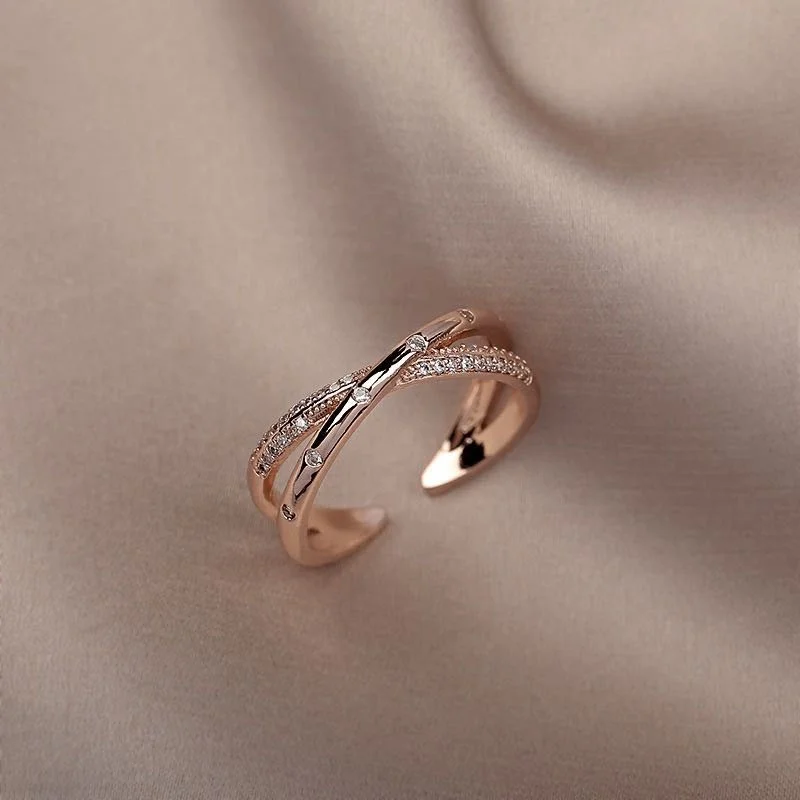 Simple light luxury cross zircon open ring fashion design Korean female sexy rose gold adjustable ring for women wedding 
Simple light luxury cross zircon open ring fashion design Korean female sexy rose gold adjustable ring for women wedding