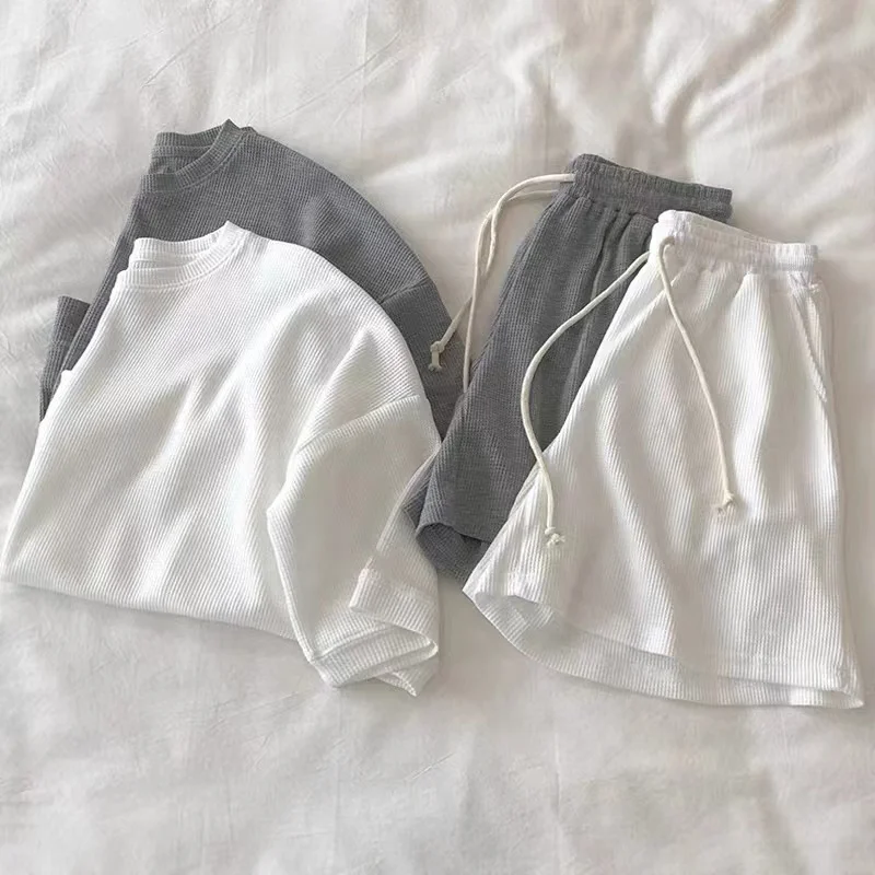 Wholesale women summer sets two piece custom women t shirts plain shorts sets for women two piece casual short sleeve set, Customized color
Wholesale women summer sets two piece custom women t shirts plain shorts sets for women two piece casual short sleeve set, Customized color