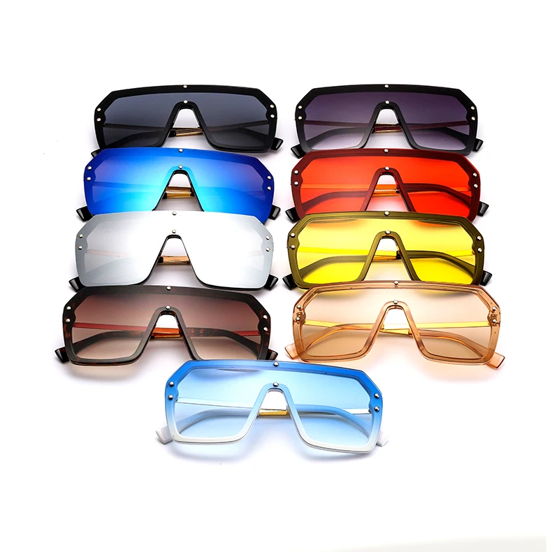2021 New trendy design shades big square frame sun glasses one piece lens men women fashion personality UV 400 sunglasses, Custom color
2021 New trendy design shades big square frame sun glasses one piece lens men women fashion personality UV 400 sunglasses, Custom color