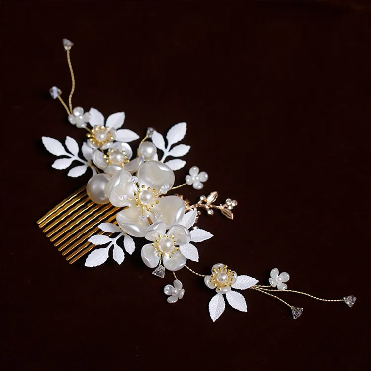 bridal hair pieces tiara resinous beaded hair vine earrings set wedding dress hair accessories
bridal hair pieces tiara resinous beaded hair vine earrings set wedding dress hair accessories