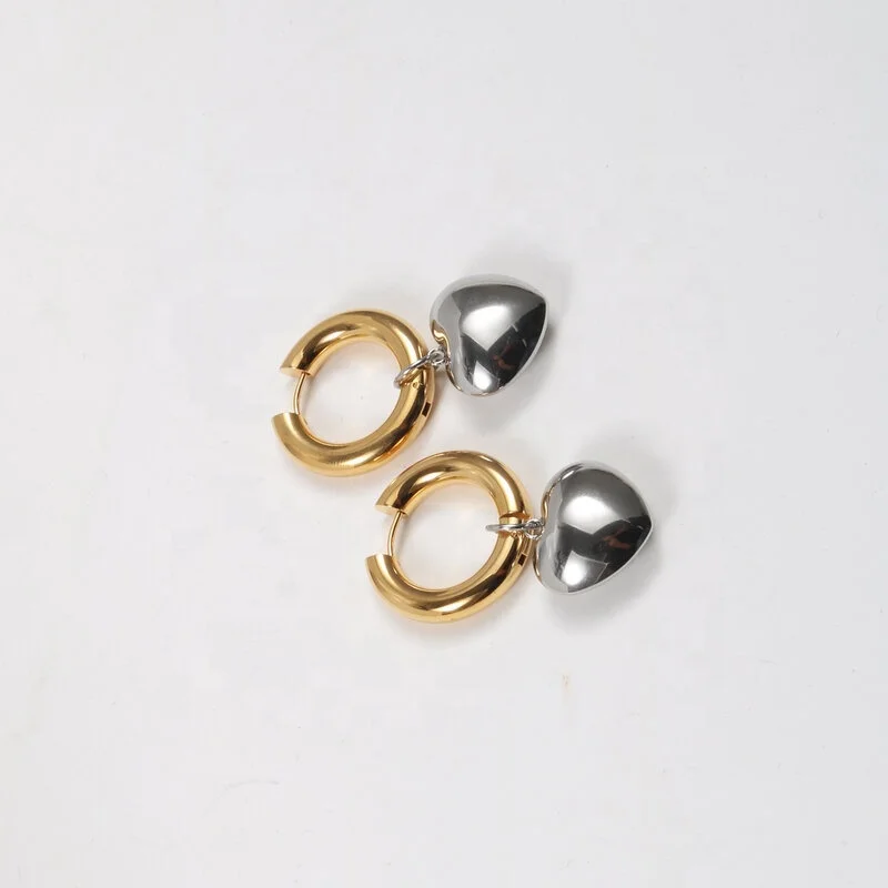 Tarnish Free Minimalist PVD Plated Fashionable Heart Hollow Pendant Earrings Stainless Steel Jewelry sets
Tarnish Free Minimalist PVD Plated Fashionable Heart Hollow Pendant Earrings Stainless Steel Jewelry sets