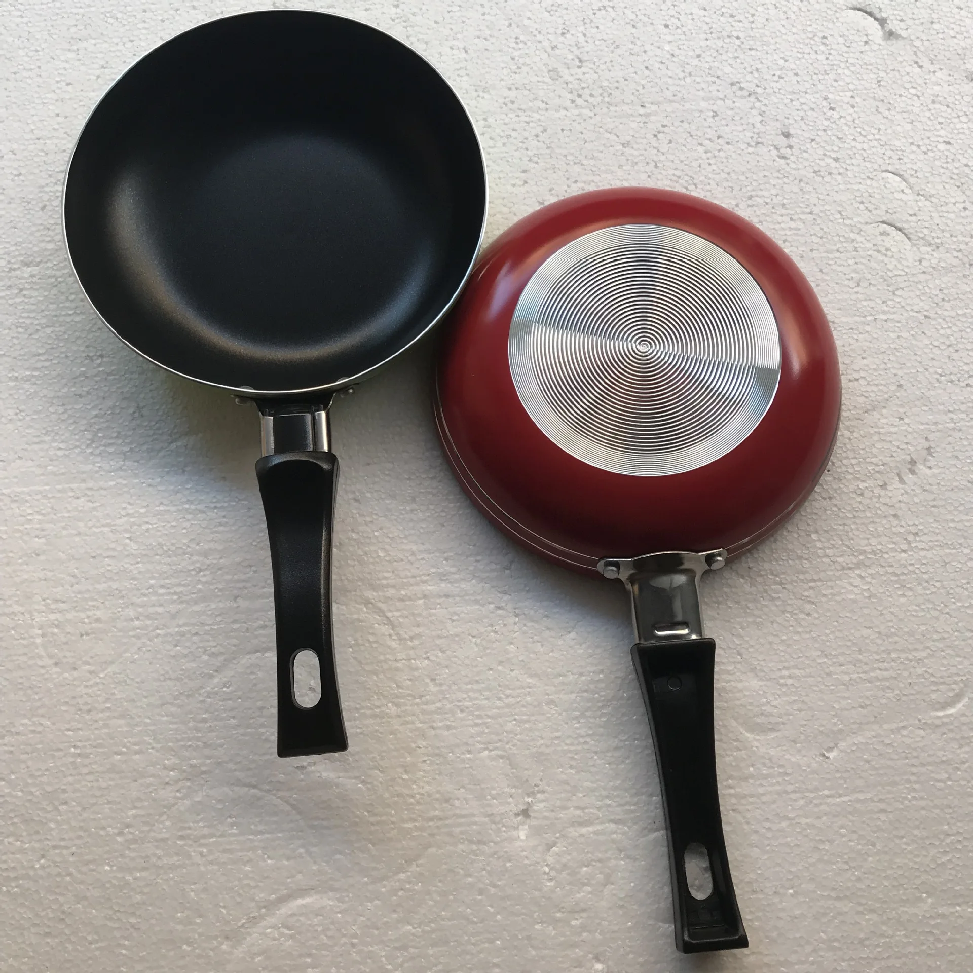 Non Stick stainless steel germany multi egg cookware sets Frying Pan, Yellow,blue,red
Non Stick stainless steel germany multi egg cookware sets Frying Pan, Yellow,blue,red