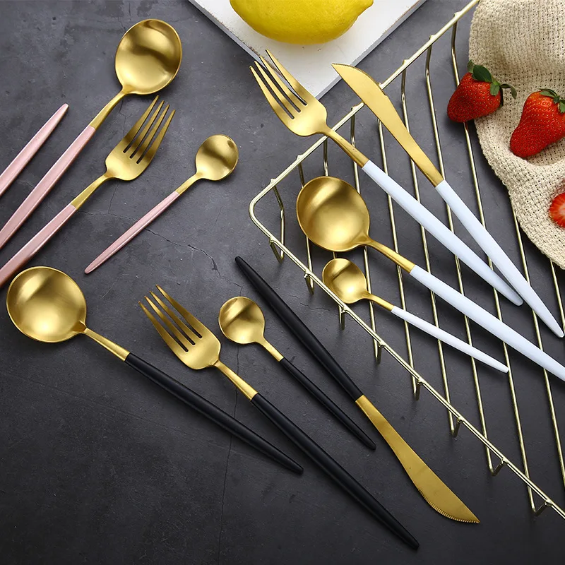 Wholesale New product gold cuttlery flatware set stainless steel tableware 304 stainless steel flatware cutlery set
Wholesale New product gold cuttlery flatware set stainless steel tableware 304 stainless steel flatware cutlery set