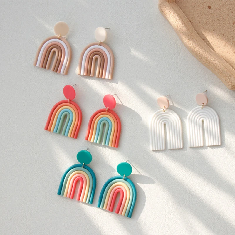 2022 New trendy gold plated Korean clay polymer earrings jewelry geometric u-shaped polymer clay earrings for women
2022 New trendy gold plated Korean clay polymer earrings jewelry geometric u-shaped polymer clay earrings for women