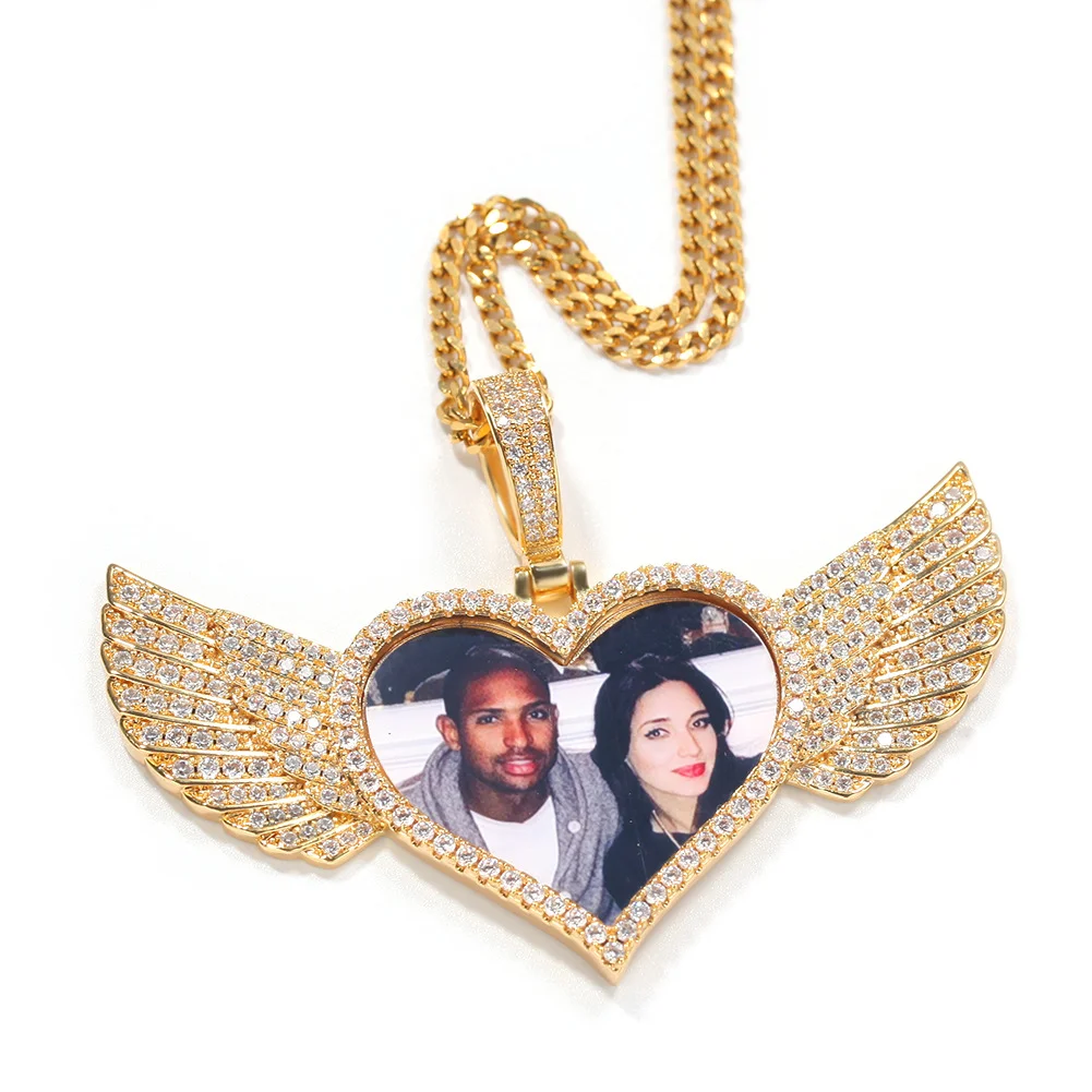 Hip hop copper inlaid zircon love necklace wings custom photo pendant necklace memory photo necklace for creative jewelry
Hip hop copper inlaid zircon love necklace wings custom photo pendant necklace memory photo necklace for creative jewelry