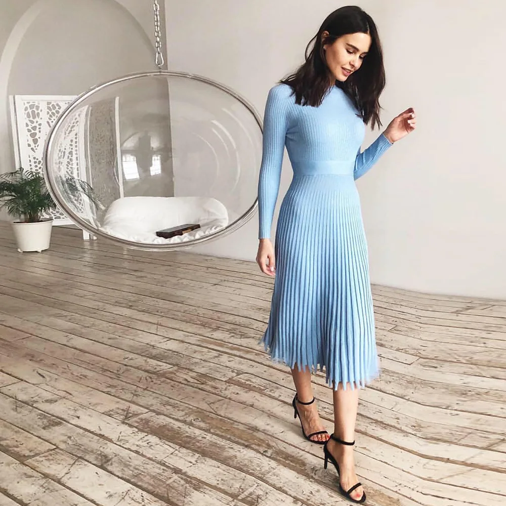 Winter And Spring Fashion Mid-length Knitted Dress Solid Color Pleated Tassel Dress, Picture color
Winter And Spring Fashion Mid-length Knitted Dress Solid Color Pleated Tassel Dress, Picture color