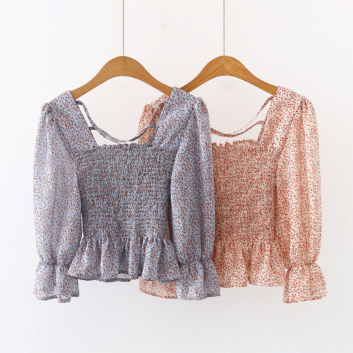 2020 Women Lady Korean Tops Ruffled Chiffon Blouses Casual Square Collar Flare Sleeve Shirts T064023R, Orange,blue
2020 Women Lady Korean Tops Ruffled Chiffon Blouses Casual Square Collar Flare Sleeve Shirts T064023R, Orange,blue