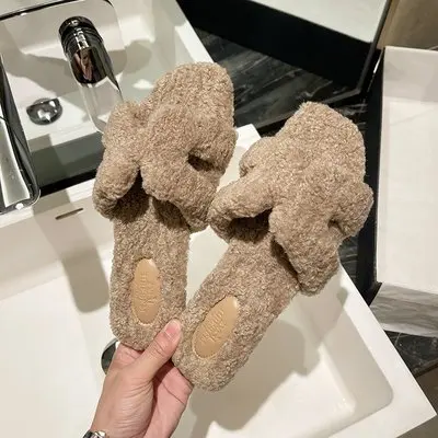 wholesale casual high quality flat fashionable Walking Shoes shearpa fleece Sandals for women
wholesale casual high quality flat fashionable Walking Shoes shearpa fleece Sandals for women