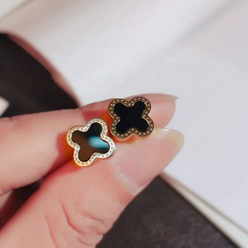Roman Numerals Ear Stud Women's Rose Gold Does Not Fade Earrings Elegant Simple Cool Ear Stud
Roman Numerals Ear Stud Women's Rose Gold Does Not Fade Earrings Elegant Simple Cool Ear Stud