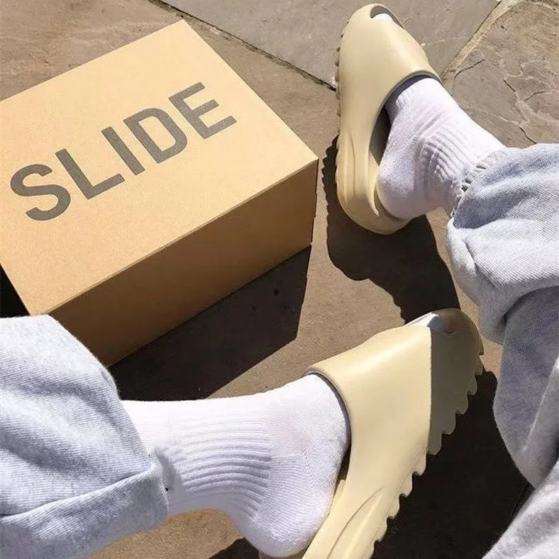 Original High Quality Unisex Foam Yeezy Slides Slippers Kids Bone Sandals Elmo Baby Yeezy Slides, All color available
Original High Quality Unisex Foam Yeezy Slides Slippers Kids Bone Sandals Elmo Baby Yeezy Slides, All color available