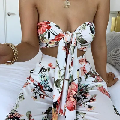 Sexy Twist Front Strapless Floral Printed Crop Tops Wide Leg Womens 2 Piece Outfit Pant Outting Suits for Women Ropa Roupa Boho
Sexy Twist Front Strapless Floral Printed Crop Tops Wide Leg Womens 2 Piece Outfit Pant Outting Suits for Women Ropa Roupa Boho