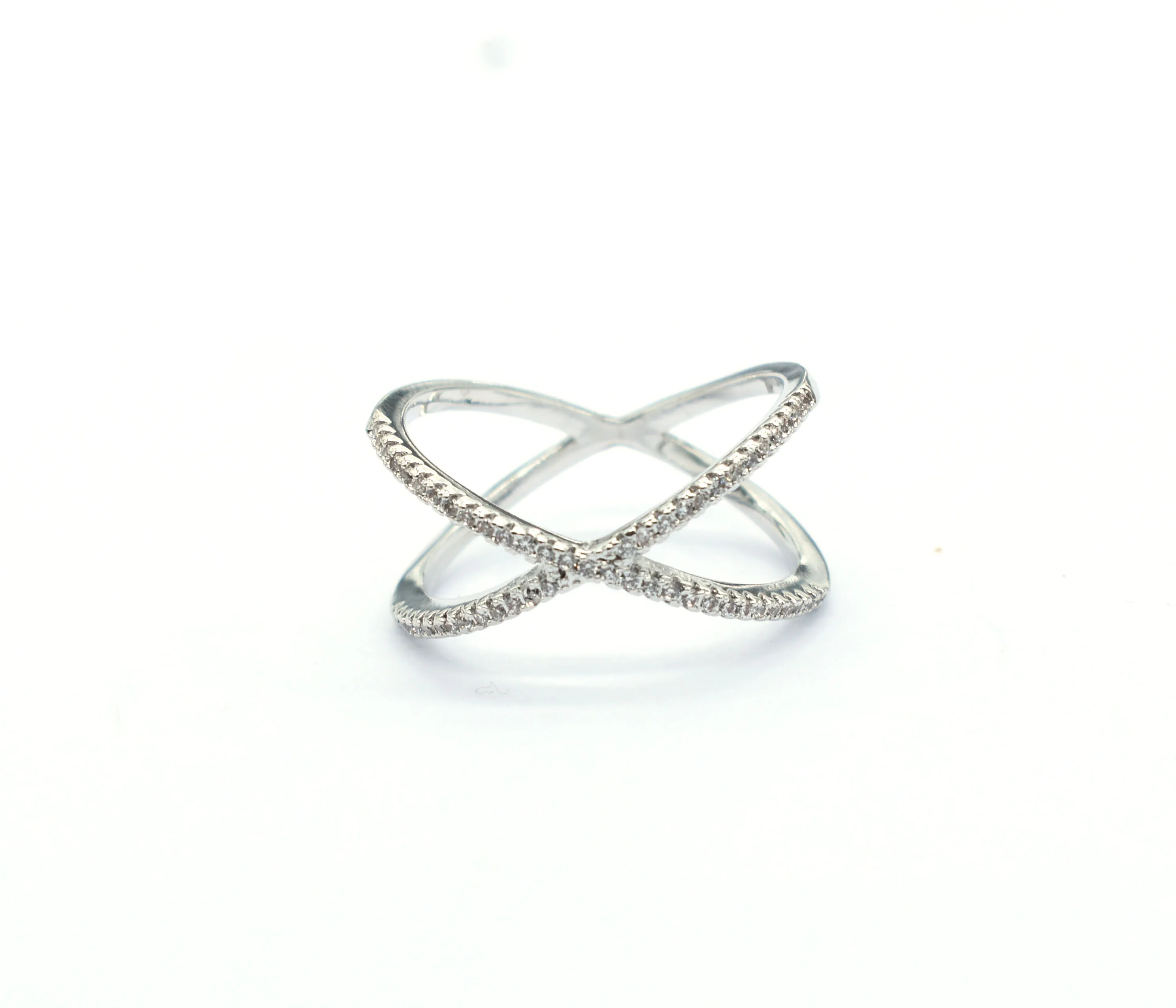 Wholesale 925 Sterling Silver Cross Ring with White CZ X Ring Band Cubic Zirconia Criss Cross Rings for Women
Wholesale 925 Sterling Silver Cross Ring with White CZ X Ring Band Cubic Zirconia Criss Cross Rings for Women