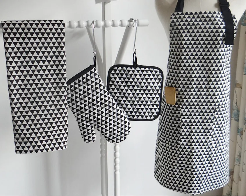High quality kitchen cotton linen material durtable apron sets on sale, Black and white
High quality kitchen cotton linen material durtable apron sets on sale, Black and white