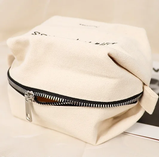 Wholesale Custom Design Customized Organic Pencil Case Custom Travel Waxed Canvas Cosmetic Makeup Pouches Pouch Bag with Zipper, Natural or dye color
Wholesale Custom Design Customized Organic Pencil Case Custom Travel Waxed Canvas Cosmetic Makeup Pouches Pouch Bag with Zipper, Natural or dye color