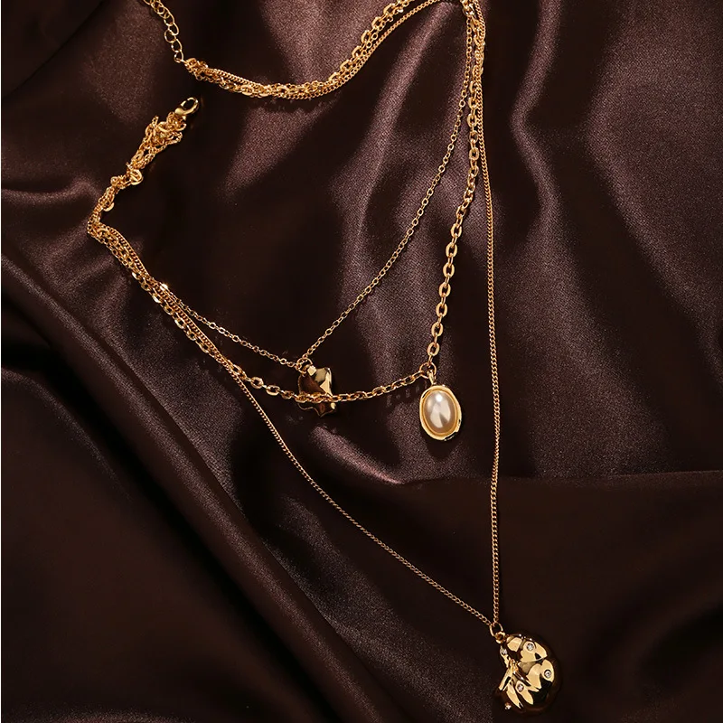 2020 new irregular metal leaf pendant necklace jewelry rhinestone pearl multilayer necklace (KNK5156), Silver, gold
2020 new irregular metal leaf pendant necklace jewelry rhinestone pearl multilayer necklace (KNK5156), Silver, gold