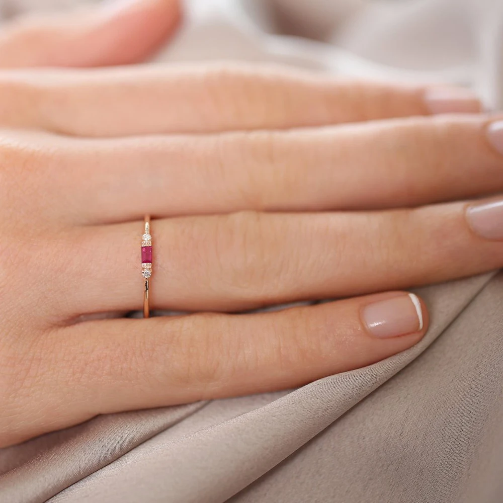 2020 New Fashion Korean Style Gold Plated Jewelry Thin Dainty Minimalist Ring for Women KCR065-M
2020 New Fashion Korean Style Gold Plated Jewelry Thin Dainty Minimalist Ring for Women KCR065-M