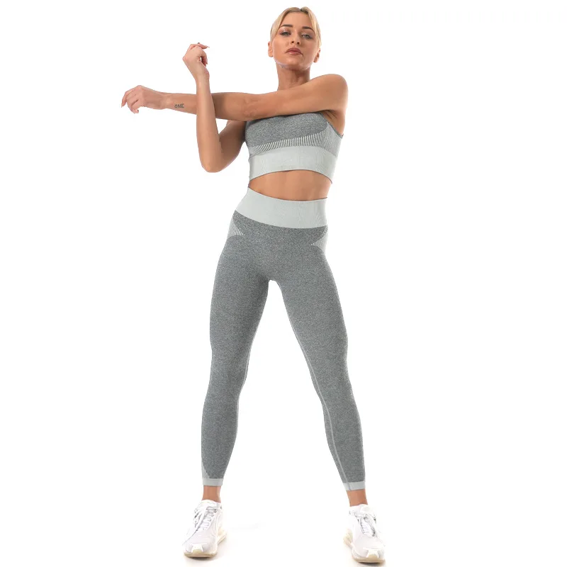 OEM Serivice Seamless Sleeveless Padded Sports Set Two Pieces High Waist Activewear Retro Ladies yoga clothes set
OEM Serivice Seamless Sleeveless Padded Sports Set Two Pieces High Waist Activewear Retro Ladies yoga clothes set