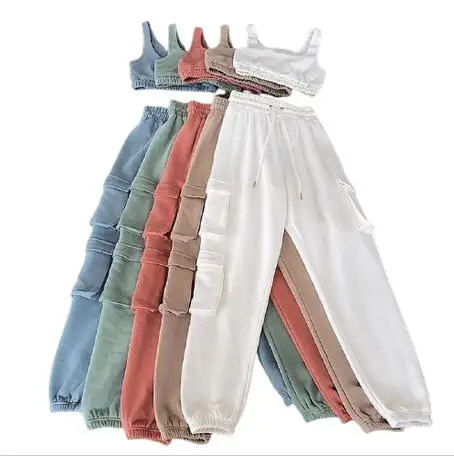 F21806A 2021 Custom logo knit two piece set women clothing jogger with pockets and crop top vest set, White, gray, black, brown, beige
F21806A 2021 Custom logo knit two piece set women clothing jogger with pockets and crop top vest set, White, gray, black, brown, beige