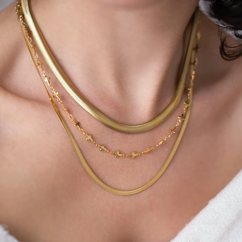 Wholesale Fashion Herringbone Chain Necklace Flat Snake Chain Necklaces for Women 18K Yellow Gold Stainless Steel 3mm 4mm
Wholesale Fashion Herringbone Chain Necklace Flat Snake Chain Necklaces for Women 18K Yellow Gold Stainless Steel 3mm 4mm