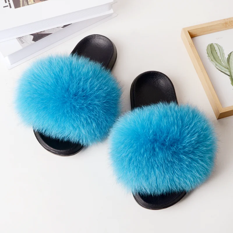 The most fashionable custom soft and fluffy fur slippers in 2021 mixed orange dyed raccoon leather slippers, Customized color
The most fashionable custom soft and fluffy fur slippers in 2021 mixed orange dyed raccoon leather slippers, Customized color