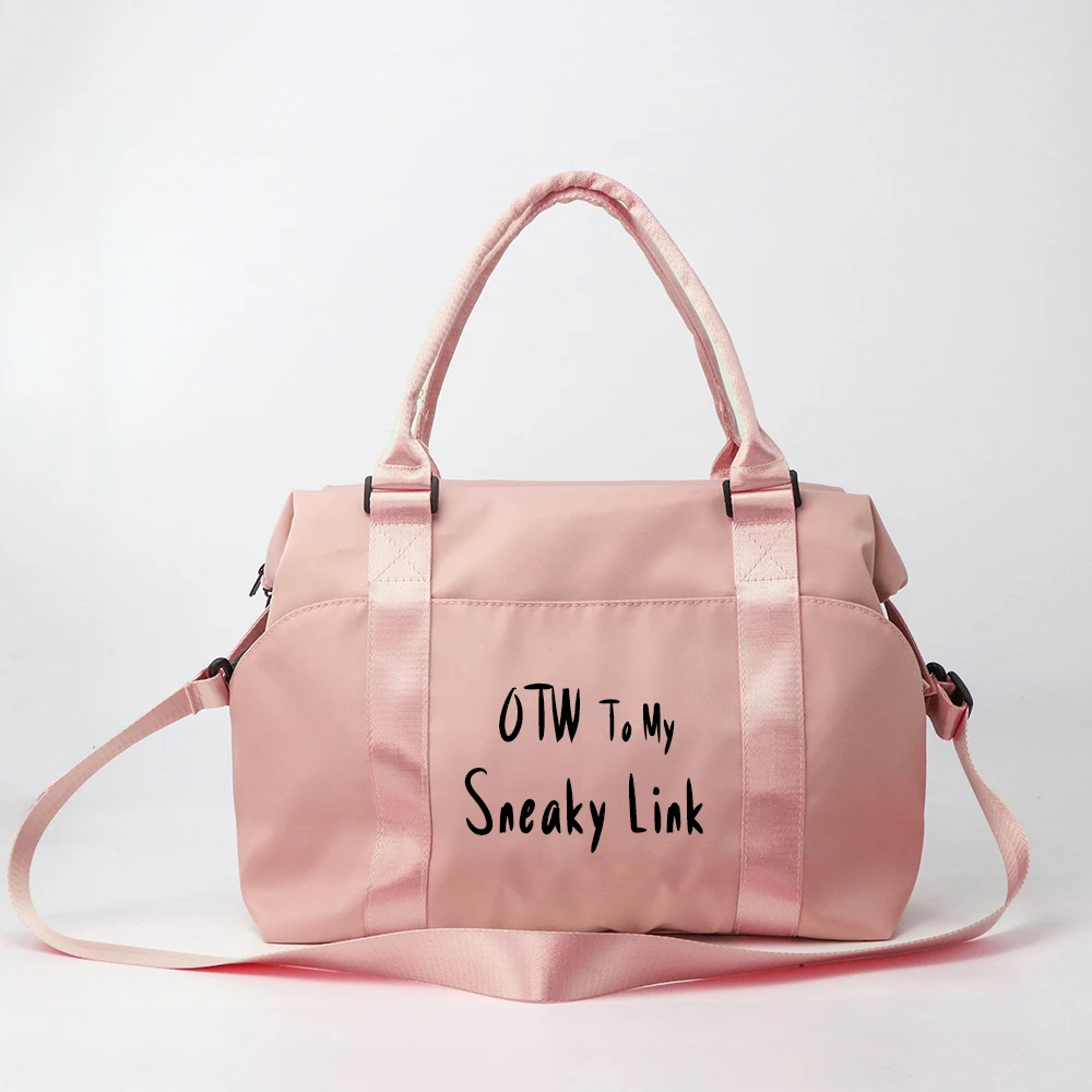 Wholesale spend the night bags print logo nylon pink women handbags ladies travel gym Bag weekend overnight handbag
Wholesale spend the night bags print logo nylon pink women handbags ladies travel gym Bag weekend overnight handbag