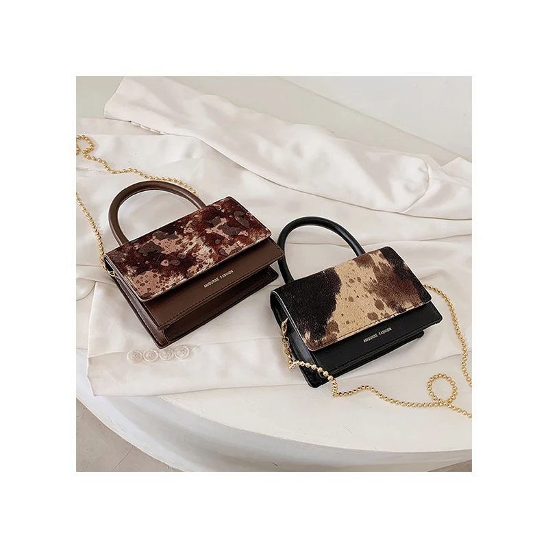 Luxury Cow Dot Flap Handbags For Women Vintage Contrast Color Square Shoulder Bags 2021 Letter Bead PU Crossbody Tote Purses Sac, Shown
Luxury Cow Dot Flap Handbags For Women Vintage Contrast Color Square Shoulder Bags 2021 Letter Bead PU Crossbody Tote Purses Sac, Shown