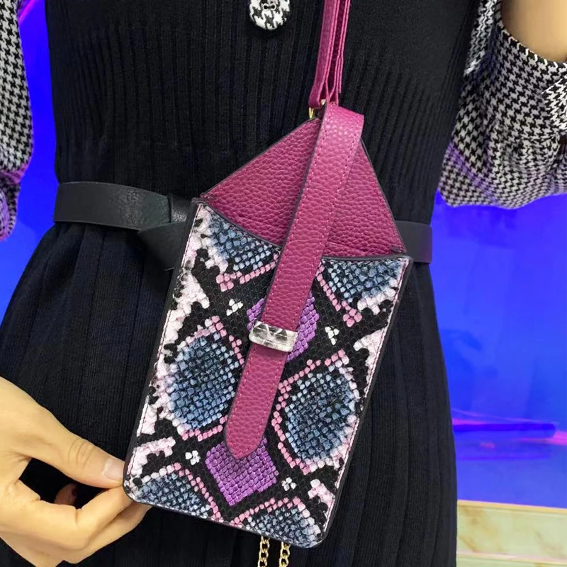 Hot Sale 2021 INS Phone Wallet Handbag High Quality Leather Phone Bag Fashion New Design Card Holder, Snake pattern
Hot Sale 2021 INS Phone Wallet Handbag High Quality Leather Phone Bag Fashion New Design Card Holder, Snake pattern