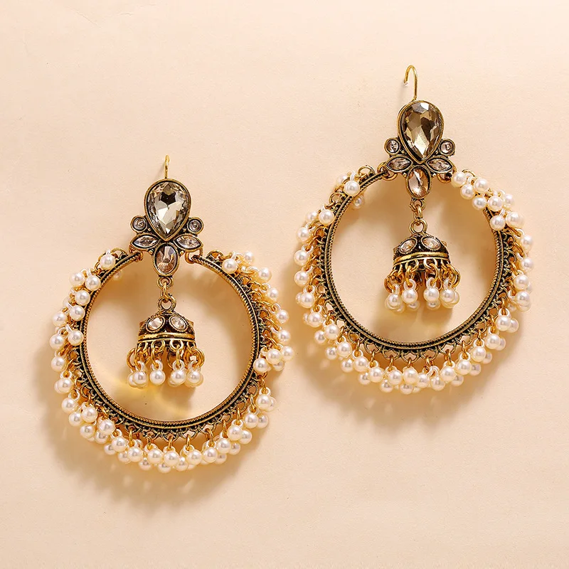 Vintage Jewelry Elegant Simulated Pearl Big Round Earrings Hollow Bells String Rhinestone Statement Drop Earrings, As shown
Vintage Jewelry Elegant Simulated Pearl Big Round Earrings Hollow Bells String Rhinestone Statement Drop Earrings, As shown