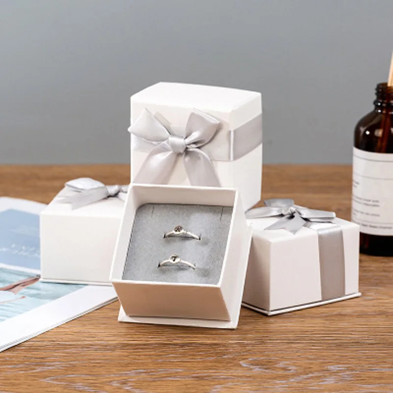 Multi-Used Jewelry Gift Box Necklace Bracelet Ring Jewelry Box White Bowknot Jewelry Box
Multi-Used Jewelry Gift Box Necklace Bracelet Ring Jewelry Box White Bowknot Jewelry Box