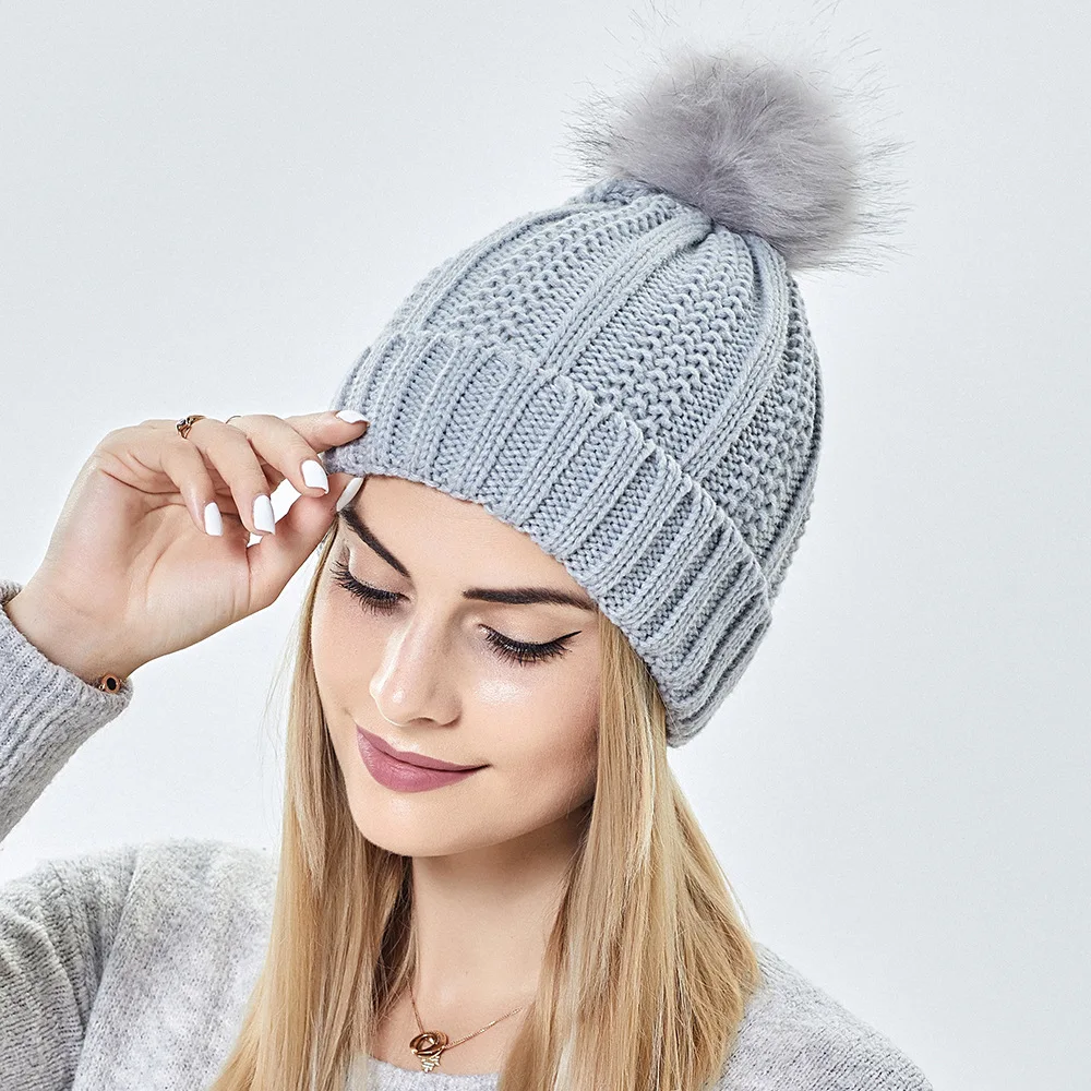 Girls Winter Hats European and American Popular Silky Elastic Knitted Hat Women's Warm Beanie Bonnets for Woman
Girls Winter Hats European and American Popular Silky Elastic Knitted Hat Women's Warm Beanie Bonnets for Woman