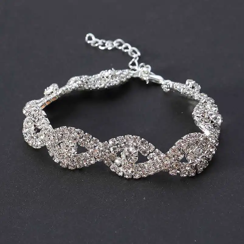 Elegant Deluxe Rhinestone Crystal Bracelet Bangle Jewelry For Women Girl Gift, White black red
Elegant Deluxe Rhinestone Crystal Bracelet Bangle Jewelry For Women Girl Gift, White black red