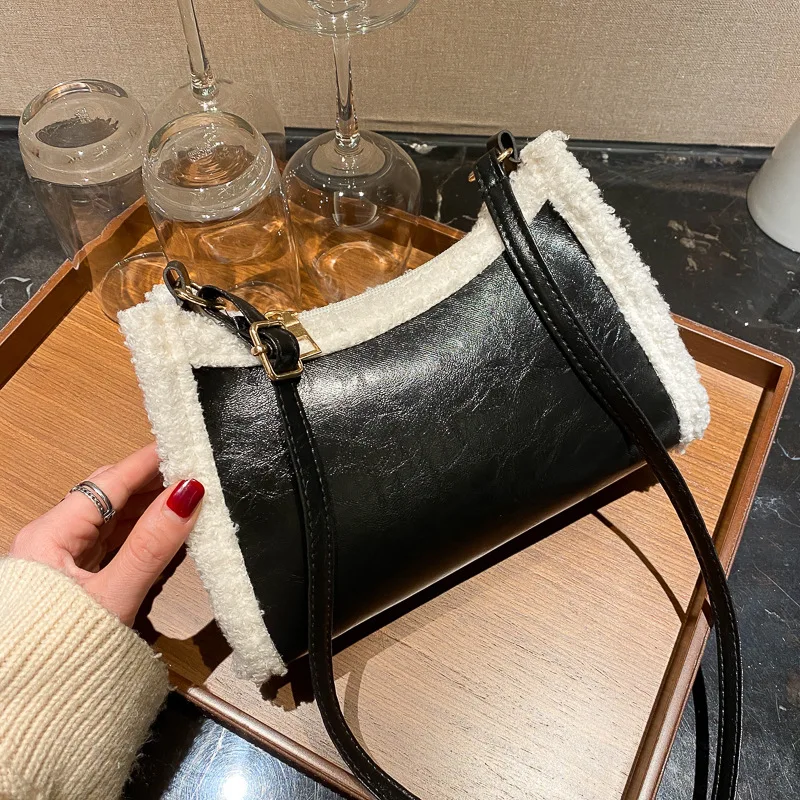 Designer Purse Women Handbags Ladies Winter Leisure Plush Fur Burberrry Diagonal Handbag Shoulder Trendy Custom Handbags
Designer Purse Women Handbags Ladies Winter Leisure Plush Fur Burberrry Diagonal Handbag Shoulder Trendy Custom Handbags