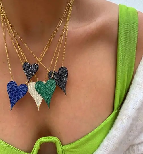 2021 Valentine's Day gift thin link chain heart pendant full pave gold plated girl women necklace, Customized
2021 Valentine's Day gift thin link chain heart pendant full pave gold plated girl women necklace, Customized