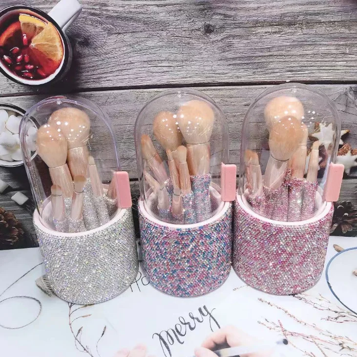2021 Makeup Trends Fair and Lovely 8 pcs Cosmetic Face Makeup Diamond Brush Set With Pearl
2021 Makeup Trends Fair and Lovely 8 pcs Cosmetic Face Makeup Diamond Brush Set With Pearl