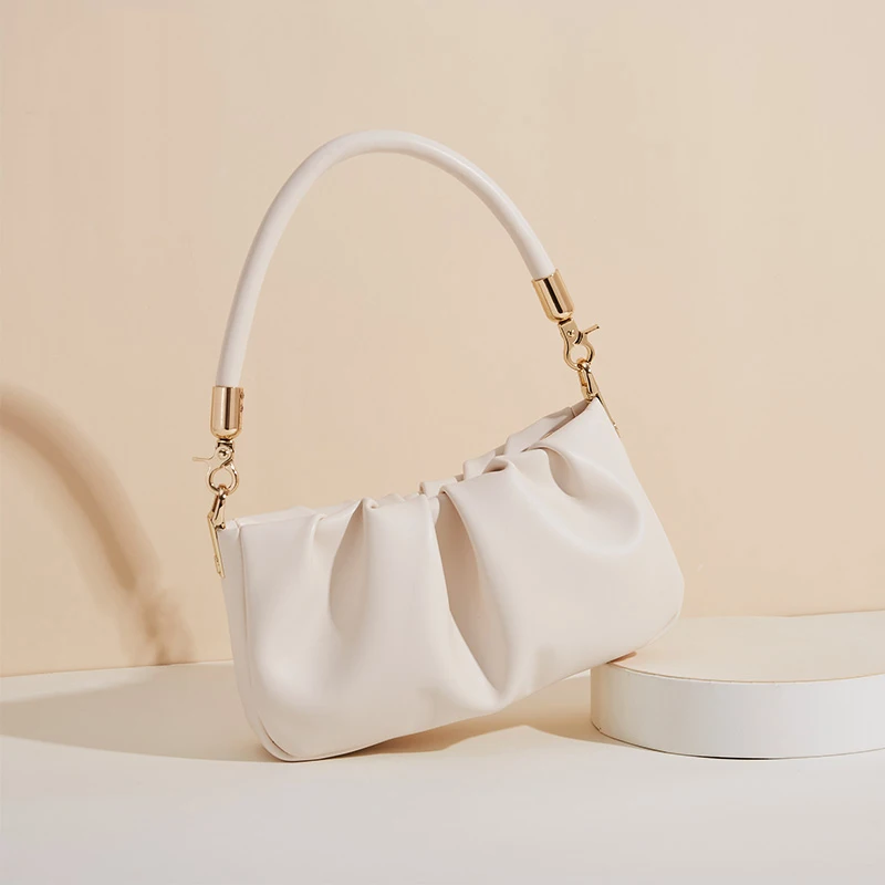 Aji New Design Cloud Hand Bags Women Handbags OEM PU Leather Soft Shoulder Bags, Customizable
Aji New Design Cloud Hand Bags Women Handbags OEM PU Leather Soft Shoulder Bags, Customizable