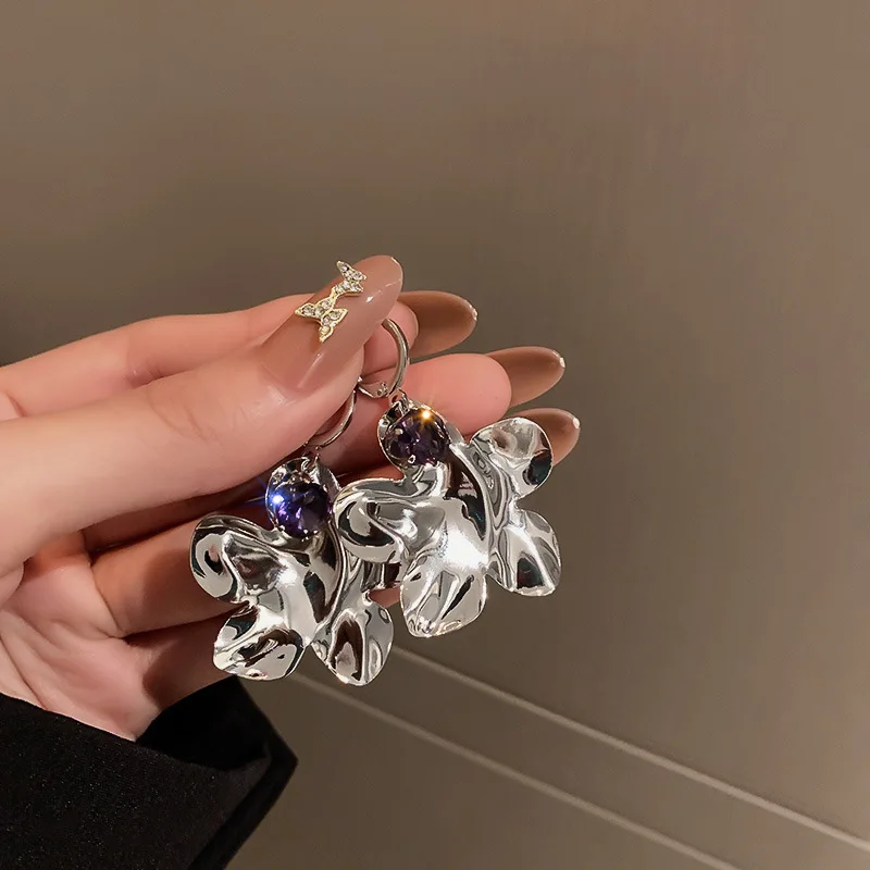 Factory Direct Trendy Silver Plated Micro Pave Crystal Tassel Earrings Sparkling Cubic Zircon Flower Drop Earrings For Girls
Factory Direct Trendy Silver Plated Micro Pave Crystal Tassel Earrings Sparkling Cubic Zircon Flower Drop Earrings For Girls