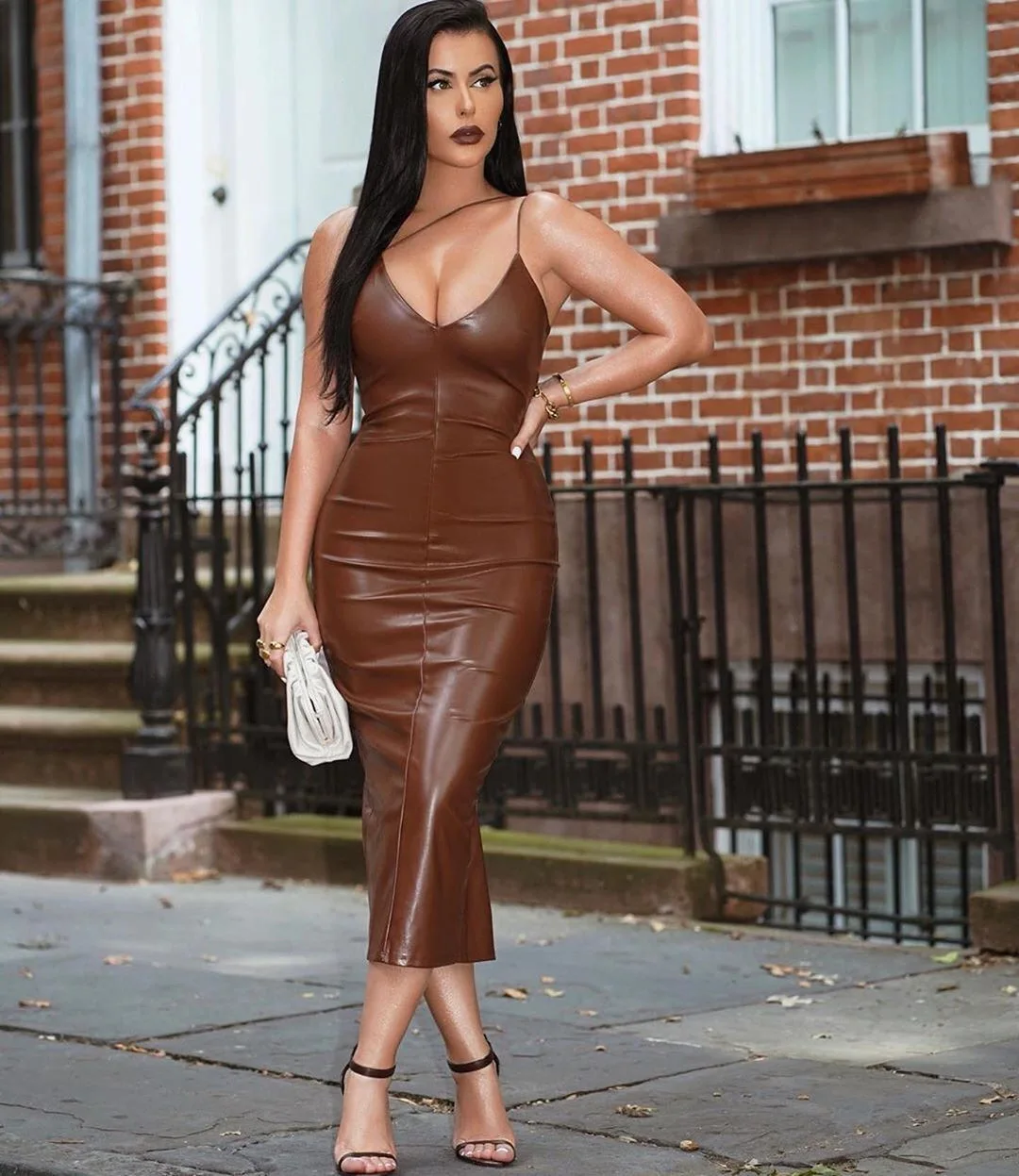 2022 New Arrivals Solid Color Leather Dress Women Plus Size Sexy Halter Dress Womens Dresses Bodycon Sexy Club Party Wear, 4 colors
2022 New Arrivals Solid Color Leather Dress Women Plus Size Sexy Halter Dress Womens Dresses Bodycon Sexy Club Party Wear, 4 colors