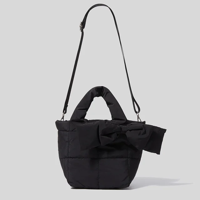 Black Fashion Purse Autumn Winter Comfort Soft Nylon Retro Messenger Bag Luxury Bow Knot Designer Puffer Tote
Black Fashion Purse Autumn Winter Comfort Soft Nylon Retro Messenger Bag Luxury Bow Knot Designer Puffer Tote